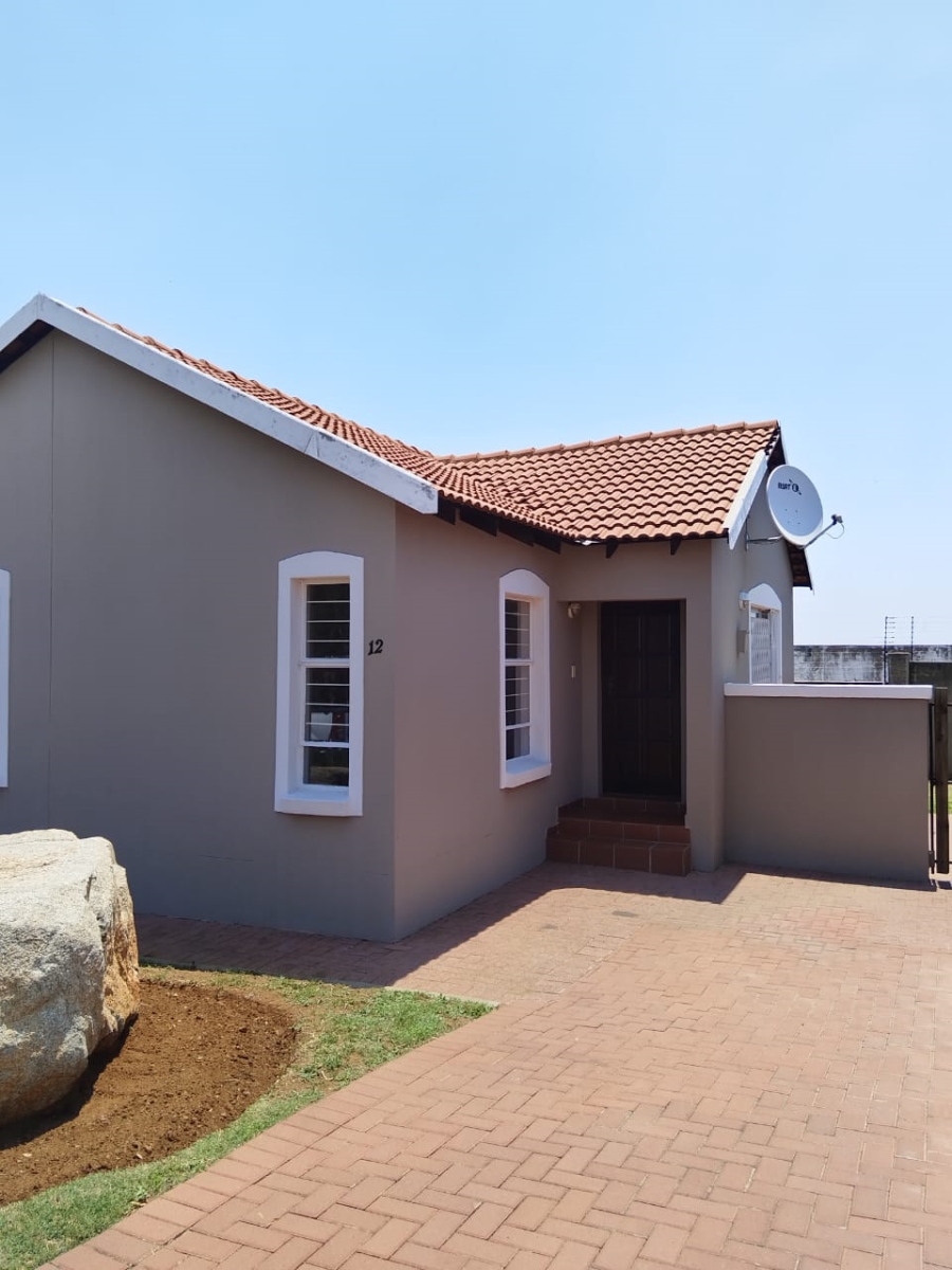 2 Bedroom Property for Sale in Brits North West